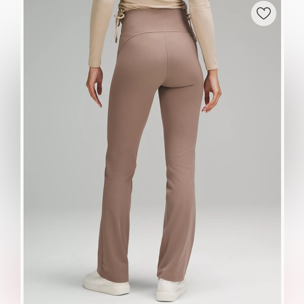 BNWT - Lululemon Smooth Fit Pull-On High-Rise Pant